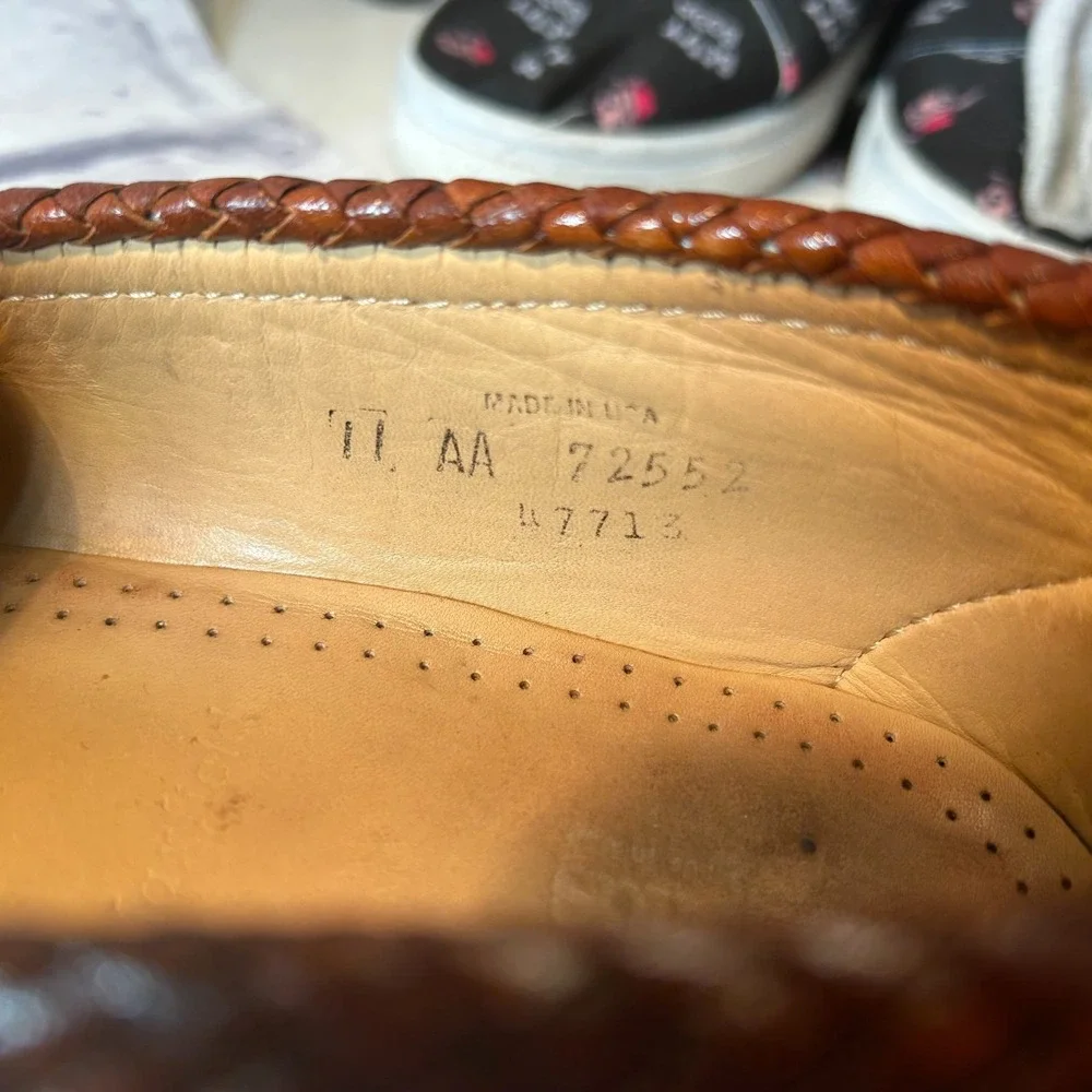 Allen Edmonds Maxfield Loafers Mens 11 AA Chili Brown Leather Narrow Tassels